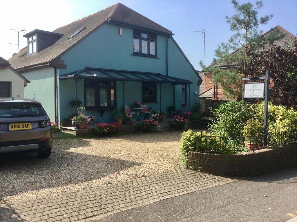 Weston Cottage Poole Exterior photo